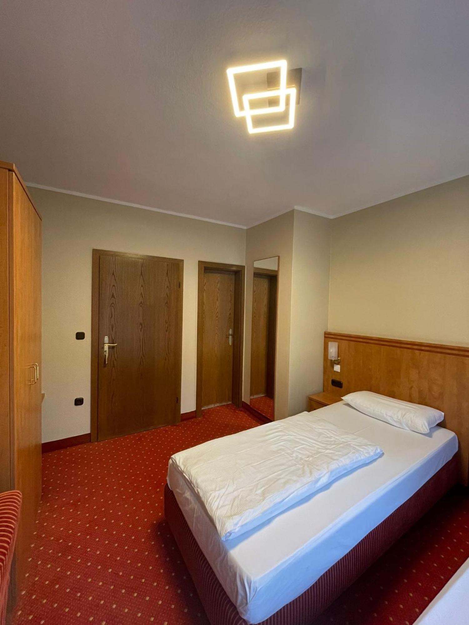 Sun Hotel Essen Dış mekan fotoğraf